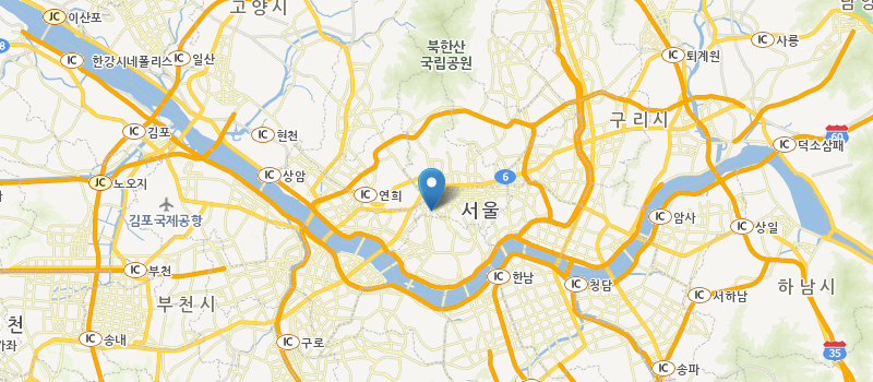 기본 컨트롤이 제공된 지도 이미지 - 마커 생성